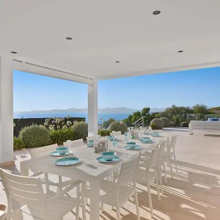 Villa Son Mares *