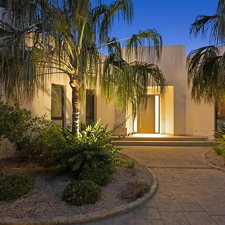 Son Mares Villa *